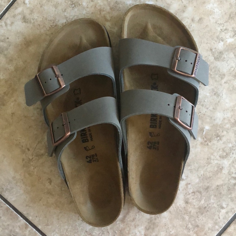 Grayish tan Birkenstock size 42